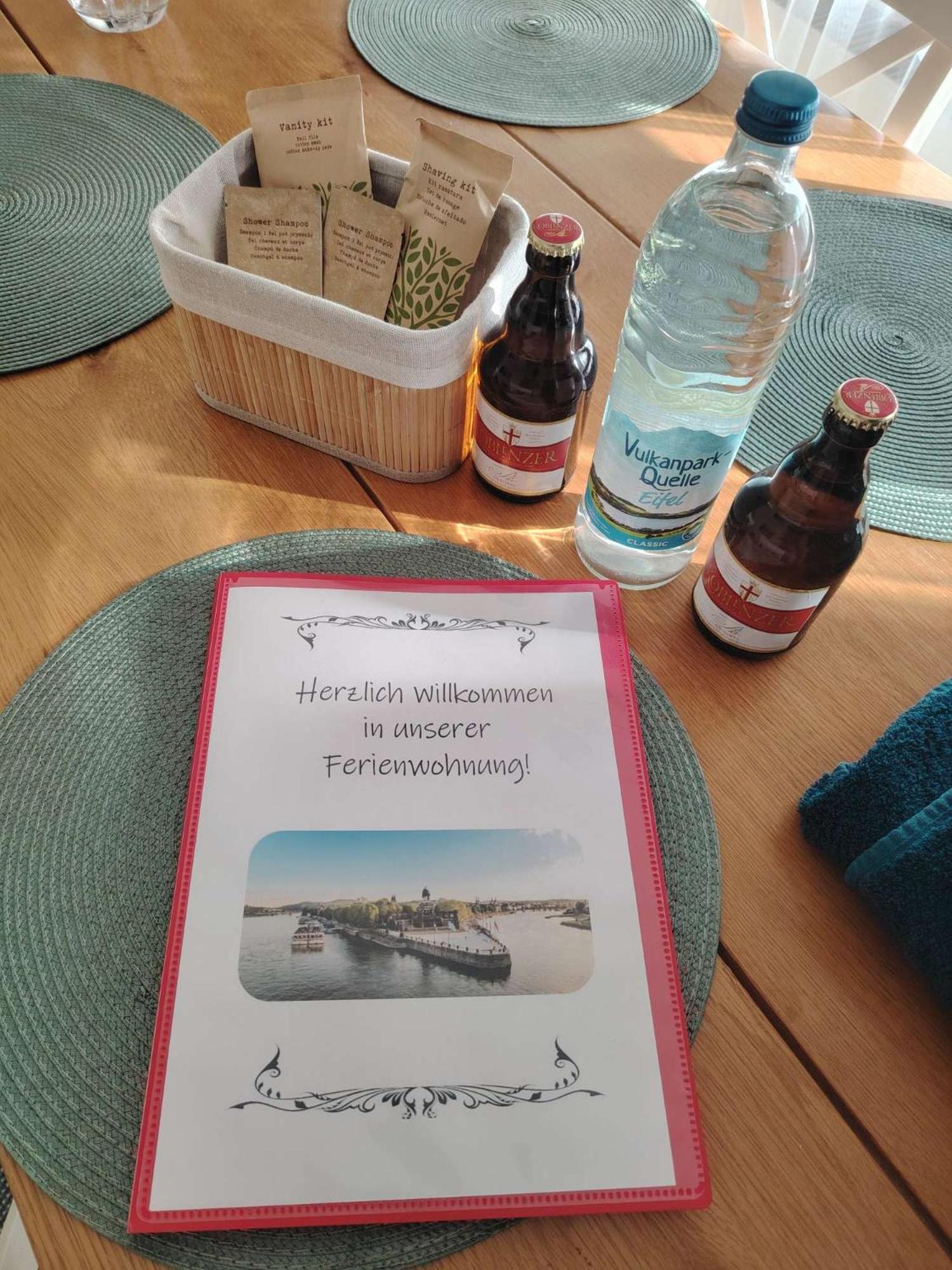 Koblenzliebe Rhein Ferienwohnung 3-Zimmer Garten Parking Coblenza Esterno foto